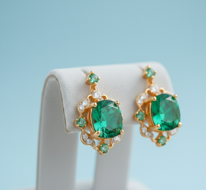 Elegante Pendiente de Gota Octogonal de Circonita Cúbica Verde Hidro de 10×12 mm, Plata de Ley 925 Chapada en Oro de 18K, Joyería Hecha a Mano de 4 Pulgadas, Regalo para Ella - Product Image 1