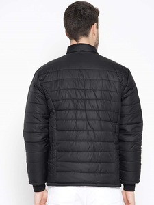 Chaqueta de Invierno Aislada para Hombre OEM, Ofrece Máxima Calidez para Actividades al Aire Libre, Chaqueta Acolchada con Capucha de Estilo Urbano - Product Image 6