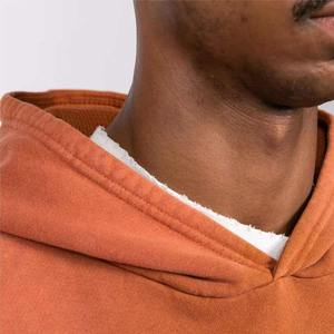 Sweat à capuche uni unisexe personnalisé avec poche kangourou Design solide pour l'hiver et les tenues décontractées Technique teinte - Product Image 3