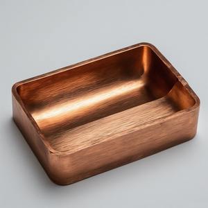 Cendrier à cigares en laiton poli de luxe, forme ronde, design durable et écologique pour une présentation élégante sur table - Product Image 5