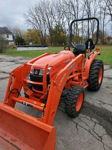 Utilizado para el tractor Kubota BX23S con cortacésped retroexcavadora de carga frontal implementos para la venta 4WD por rueda Grandes características en stock ¡Compre ahora! - Product Image 4