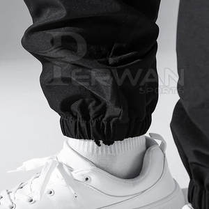 Pantalones cargo hechos a medida para hombre, estilo único con cintura alta, diseño informal ligero personalizado con su propio logotipo - Product Image 4