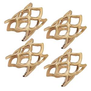 Ensemble de 4 ronds de serviette en laiton au design personnalisé avec fini doré idéal pour les événements spéciaux porte-mouchoirs - Product Image 1