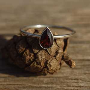 Handmade Pear <b>Garnet</b> <b>Ring</b> Minimalist Sterling <b>Silver</b> January Birthstone - Product Image 6