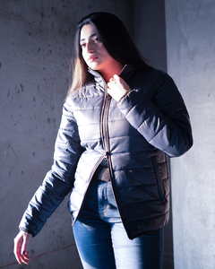 Chaqueta Corta Acolchada de Invierno para Mujer, Chaqueta de Cuero Sintético Negra, Parka Elegante con Cremallera, Abrigo Acolchado de Algodón, Estilo Punk - Product Image 2