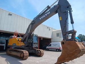 Cargadora de Ruedas VOLVO EC480EL Nueva/Usada, Camión de Trabajo Pesado con Transmisión Automática Diésel - Product Image 2