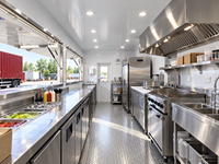 Conteneur de restaurant de 20 pieds, conteneur de conversion pour restaurant, point de vente alimentaire, conteneur de restaurant personnalisé avec équipement complet