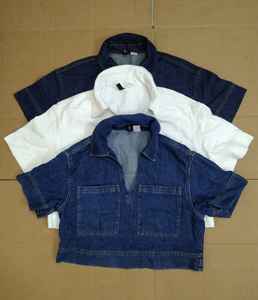 Camisa vaquera de manga corta holgada para mujer con tejido sexy para el verano - Product Image 2