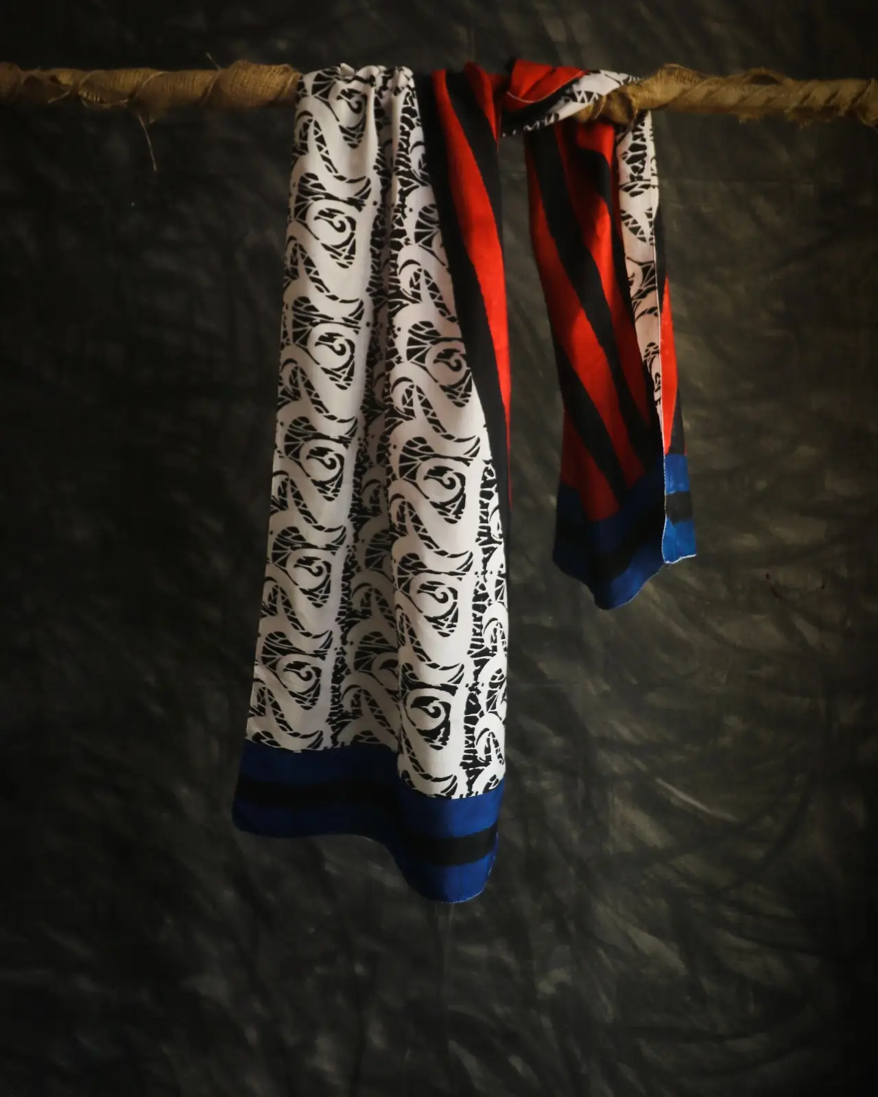 Модный пользовательский цифровой двусторонний Печатный квадратный шелковый шарф 100% чистый Шелковый шарф
