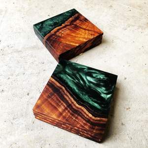 Set de sous-verres en résine époxy de qualité moulée avec effet océan Dessous de verre décoratifs carrés et ronds en résine époxy par Craftsy Home - Product Image 1