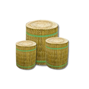Alfombra de Césped Artificial de Larga Duración para Cubrir Superficies Exteriores y Mantener la Belleza Natural en Jardines Residenciales y Comerciales - Product Image 1