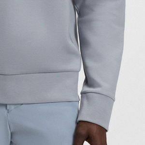 Sudadera para Hombre de Tela Transpirable y Ajustable con Diseño de Logotipo Personalizado en Color Sólido, Cuello Redondo y Mangas Completas, Diseño Informal - Product Image 4