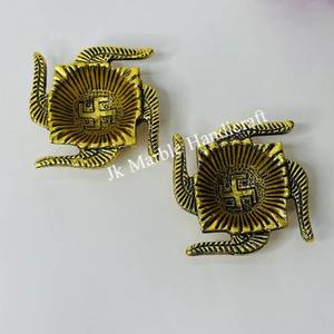 New <b>Brass</b> & Aluminum Incense T-Light Holder Religious Home Decor Diya With Beautiful Swastik Design Wholesale Best Price - Product Image 1
