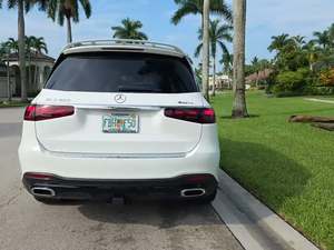 Mercedes-Benz GLS 450 4MATIC 2025 Usado en Excelentes Condiciones - Product Image 4