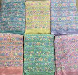 Tissu de broderie personnalisé avec base en coton, polyester ou maille pour les fabricants de vêtements et les concepteurs - Product Image 2