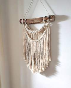 Tapiz de pared de hilo rústico y moderno Acento casero hecho a mano de tonos neutros para interiores elegantes y acogedores - Product Image 3