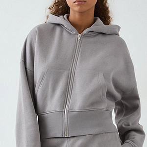 Chándal para Mujer con Mangas Largas, Tela de Alta Calidad, Diseño Transpirable con Logotipo, Pantalón Recto de Pierna Ancha con Precio de Mayoreo - Product Image 2