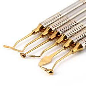 Ensemble de 6 instruments de restauration dentaire manuels en résine composite, revêtement en titane doré, certifié CE, poignée ergonomique - Product Image 2