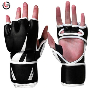 Guantes de boxeo MMA de cuero PU de medio dedo con logotipo personalizado, cómodos, transpirables, estilo profesional, nuevos guantes de entrenamiento de servicio OEM - Product Image 3