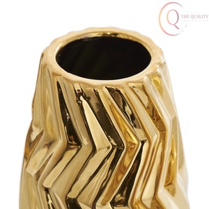 Handcrafted Contemporary Metal <b>Tabletop</b> Vase with Matte Finish Customizable Colors & Logo for Home & Office Dcor Weddings - Product Image 4