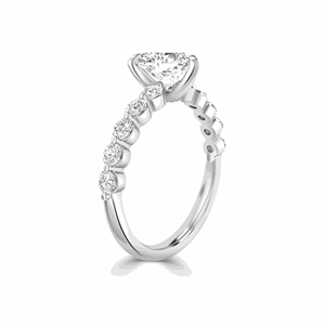 Bague de fiançailles en diamant en forme de cœur pour femmes - Product Image 4