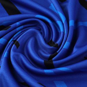 Ensemble de maillot de football pour hommes pour l'entraînement et les matchs offrant un confort respirant, une mobilité flexible et une performance sportive durable - Product Image 6