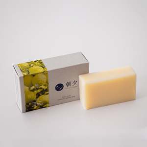 Jabón Corporal Natural de Yuzu - 1 Barra, 85g, Prensado en Frío - Product Image 3