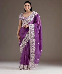 LOOK RICHE OR BRODERIE ET SEQUENCE TRAVAIL SAREE AVEC BLOUSE NON COUCHÉE VÊTEMENT DE FÊTE PRIX DE GROS VÊTEMENT ETHNIQUE VIOLET - Product Image 1