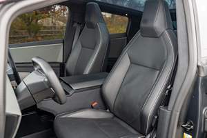 TESLA CYBERTRUCK 2024 USADO, Volante a la Izquierda/Derecha - Product Image 6