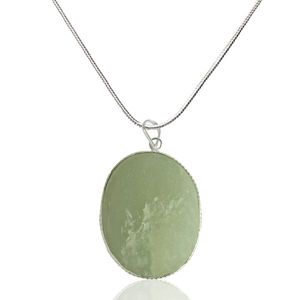 Collier Pendentif Ovale en Jade Vert Naturel Plaqué Or 14K et Rhodium avec Accent de Perle, Cristal de Guérison pour la Chance et la Prospérité - Product Image 3