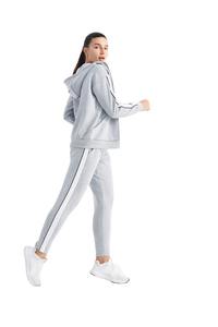 Conjunto deportivo de invierno de algodón 100% personalizable para mujer, conjunto de Jogger con capucha de dos piezas a la moda, chándal de invierno de talla grande privado - Product Image 4