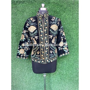 Veste en Velours Doux et Coton Unisexe, Manteau d'Hiver Boho Hippies Suzani Brodé à la Main, Tenue de Fête pour Femme, Printemps et Automne - Product Image 3