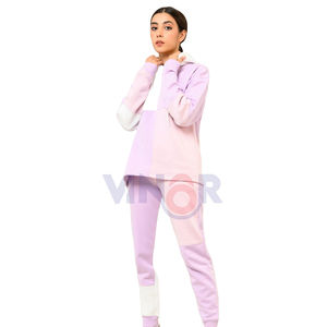 Chándal de invierno de algodón 100% con estampado de logotipo personalizado para mujer Panel transpirable y parches Chándal de mujer para adultos - Product Image 1