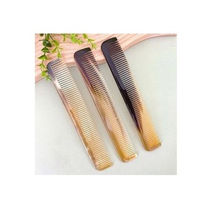 Peine de Cuerno de Búfalo Hecho a Mano, Ecológico, con Acabado Natural, de Calidad, Personalizado, para Peinar el Cabello, Hecho con Cuerno Real - Product Image 3
