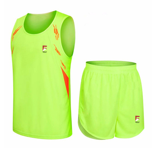 Maillot de basket personnalisé avec technique de sublimation, 100% polyester, séchage rapide, options de couleur et logo personnalisés - Product Image 1
