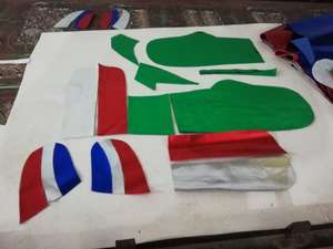 Guantes de Boxeo Profesionales OEM 2026, de Cuero Sintético, con Cierre de Cordones, Correa de Muñeca Ajustable, 16 oz, Impermeables, Color Perla Metálico - Product Image 3