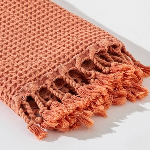Toalla de Mano Turca de Algodón Stonewashed Tipo Waffle, 21x43 pulgadas, 100% Algodón - Product Image 3