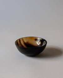 Bol en corne fait main authentique Bol de service naturel rustique Parfait pour les collations aux noix ou l'affichage décoratif Cadeau idéal pour la maison - Product Image 5