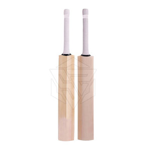 Prise en main confortable et coups puissants Batte de cricket en bois légère personnalisable Haute performance Durable de haute qualité - Product Image 2