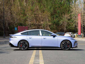 2024 SUV Automatic AWD R17 Turbo Tires Leather Seats 360 Rear <b>Camera</b> Gas 4.1-6L Left Steering Dark ACC <b>Panoramic</b> Sunroof - Product Image 4