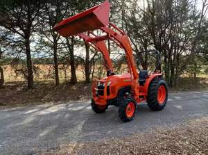 Tractor 2018 en venta Tractor Kubota L4760 en venta 60HP confiable y robusto perfecto para tareas de paisajismo y agricultura - Product Image 3