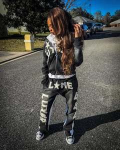 Sweatshirts à capuche personnalisés pour femmes Y2k Streetwear Distressed Hoodies Ensemble de sweats à capuche en coton épais brodé avec patch lavé - Product Image 5