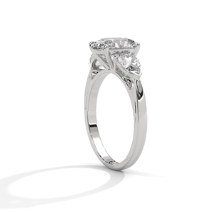 แหวนเพชรทรงรี 2 กะรัต ทำมือจากทอง 14K เพชรเลี้ยงในห้องปฏิบัติการ แหวนหมั้น/แต่งงานแบบ 3 เม็ด สั่งทำได้ พร้อมใบรับรอง IGI สไตล์คลาสสิกสำหรับงานปาร์ตี้ - Product Image 6