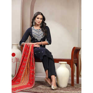 Kurta en satin de soie pure brodée bleu marine pour femme, col rond, manches trois quarts et pantalon, avec dupatta inclus - Product Image 1