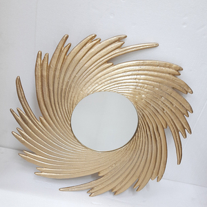 กระจกติดผนังอลูมิเนียมโลหะรูปทรงพิเศษสีทองสไตล์แฟนซีงานแฮนด์เมดขายดี - Product Image 1