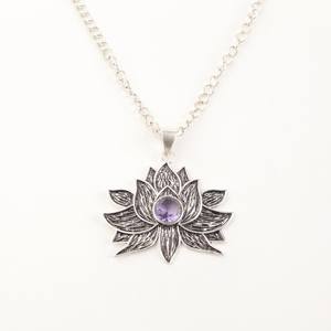 Collier en argent avec pierre précieuse iolite, argent sterling 925, pendentif oxydé, pierre de naissance de septembre, bijoux d'Halloween, bijoux pour femmes, IGI - Product Image 4
