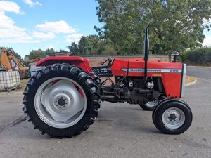 รถแทรกเตอร์ Massey Ferguson 290 ขับเคลื่อน 2 ล้อ สีแดง 100 แรงม้า รุ่นมาตรฐาน เครื่องยนต์ เกียร์บ็อกซ์ น้ำหนัก 440 กก. ใช้งานมาแล้ว 0-2000 ชั่วโมง - Product Image 5