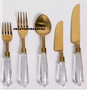 ชุดเครื่องใช้บนโต๊ะอาหารสแตนเลสสตีลพรีเมี่ยมสีดำด้านจำนวน4ชิ้น - Product Image 2