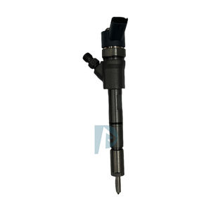 หัวฉีดน้ำมันดีเซล Bosch แท้รุ่น 0445110307 แบบคอมมอนเรล สำหรับรถขุด 4D95 อะไหล่เครื่องจักรก่อสร้าง - Product Image 1
