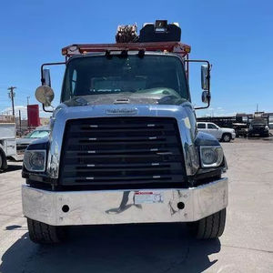 Camión de plataforma CORONADO 114 de 25 pies, 3 ejes, estándar, usado, año 2015 - 450HP, transmisión manual de 10 velocidades, listo para exportar a todo el mundo - Product Image 1